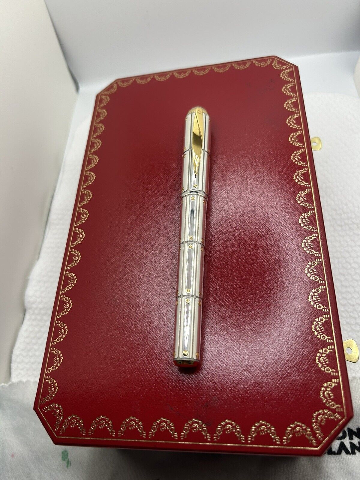Cartier Exceptional Santos LE Sterling Silver Fountain Pen, 18K M Nib-Mint