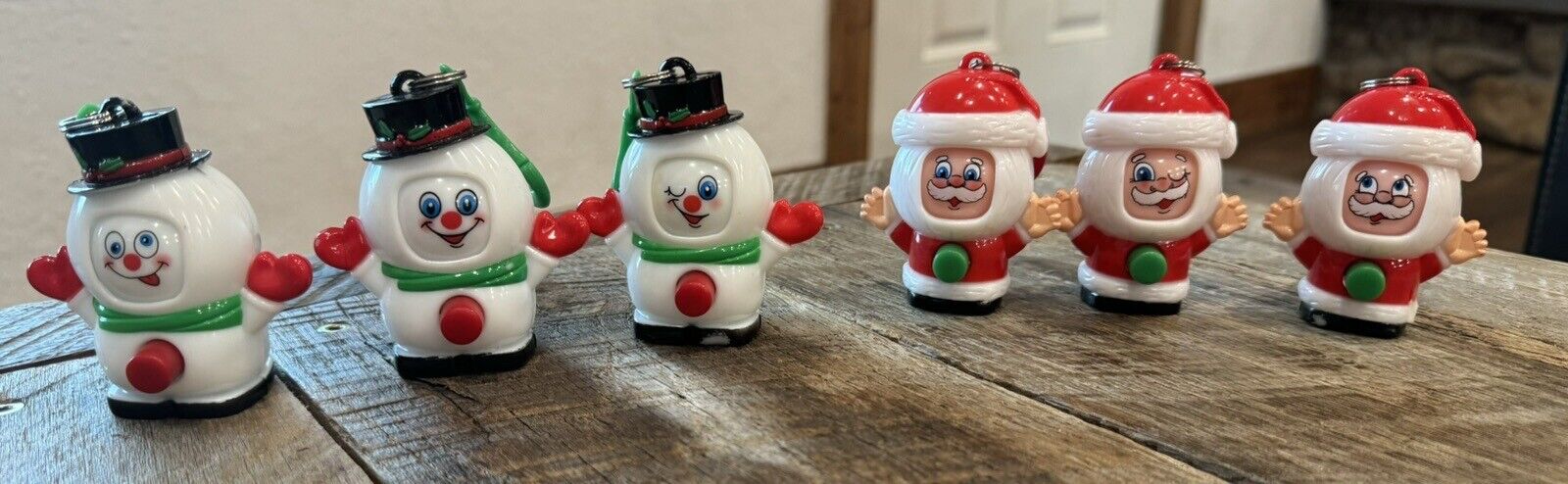 Hilco Snowman & Santa Christmas Spinning Funny Faces Fob Keychain Novelty Toys 6