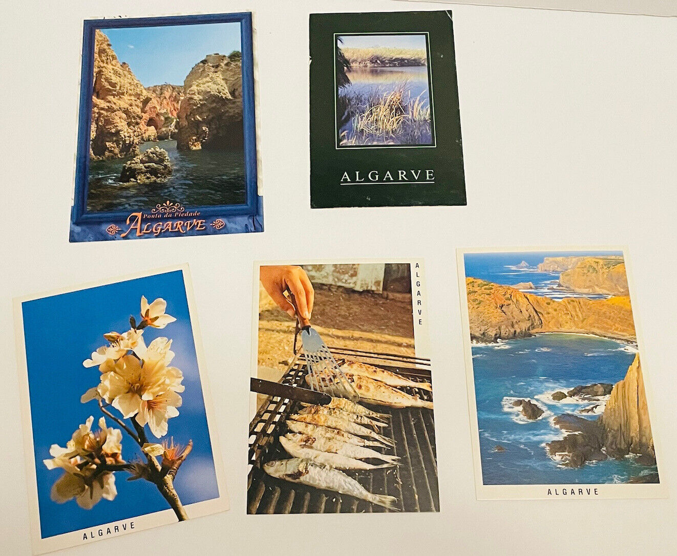 Lot of 5 Vintage Algarve Portugal colorful unused postcards