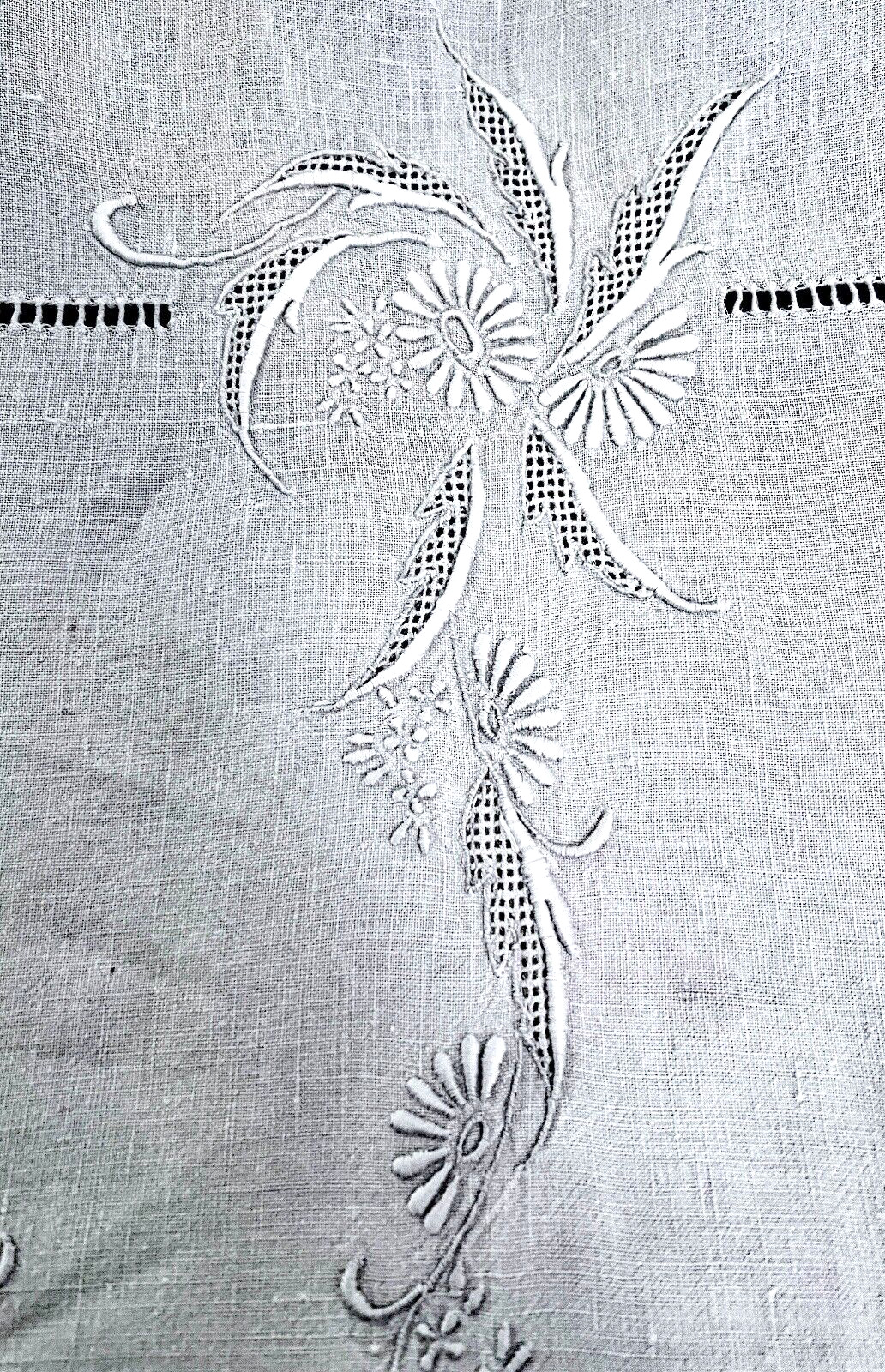 Vintage Heavily Embroidered Linen Tablecloth with Drawnwork & Monogram VV210