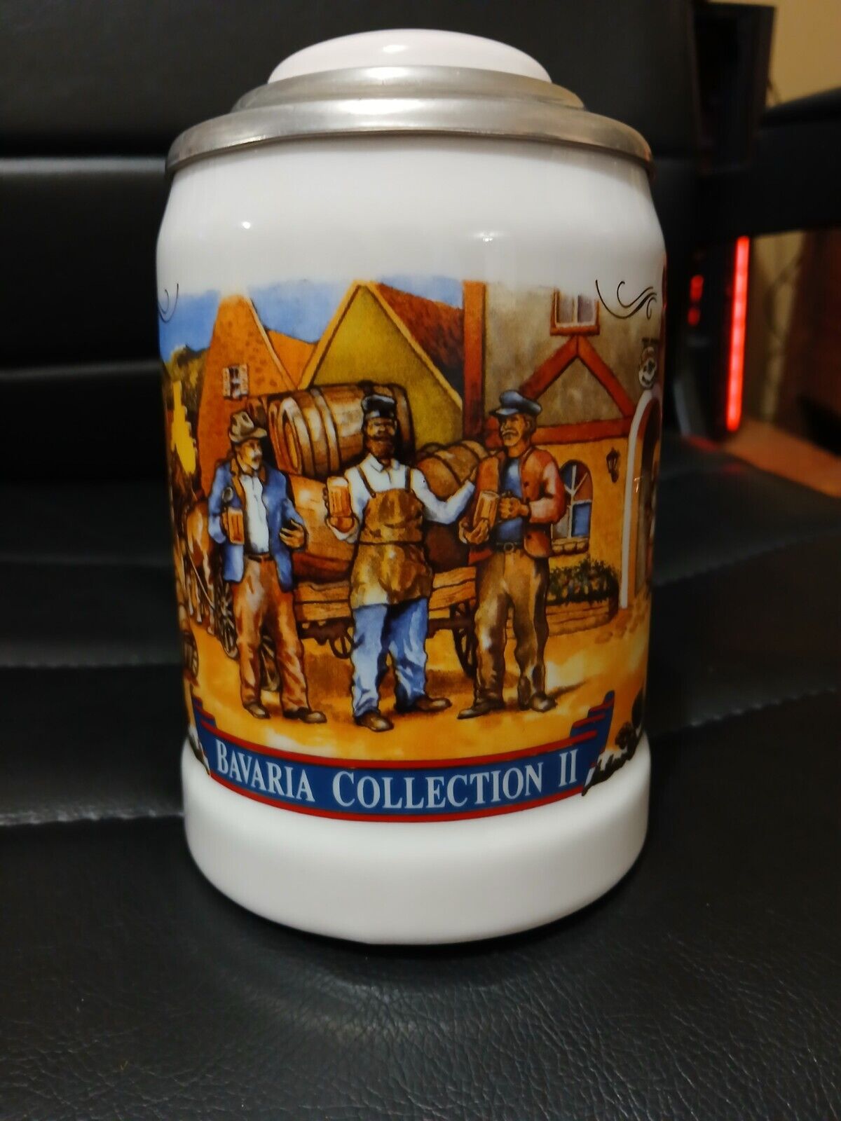 Vintage Stroh\'s Bavaria Collection 2  Limited Edition Beer Stein