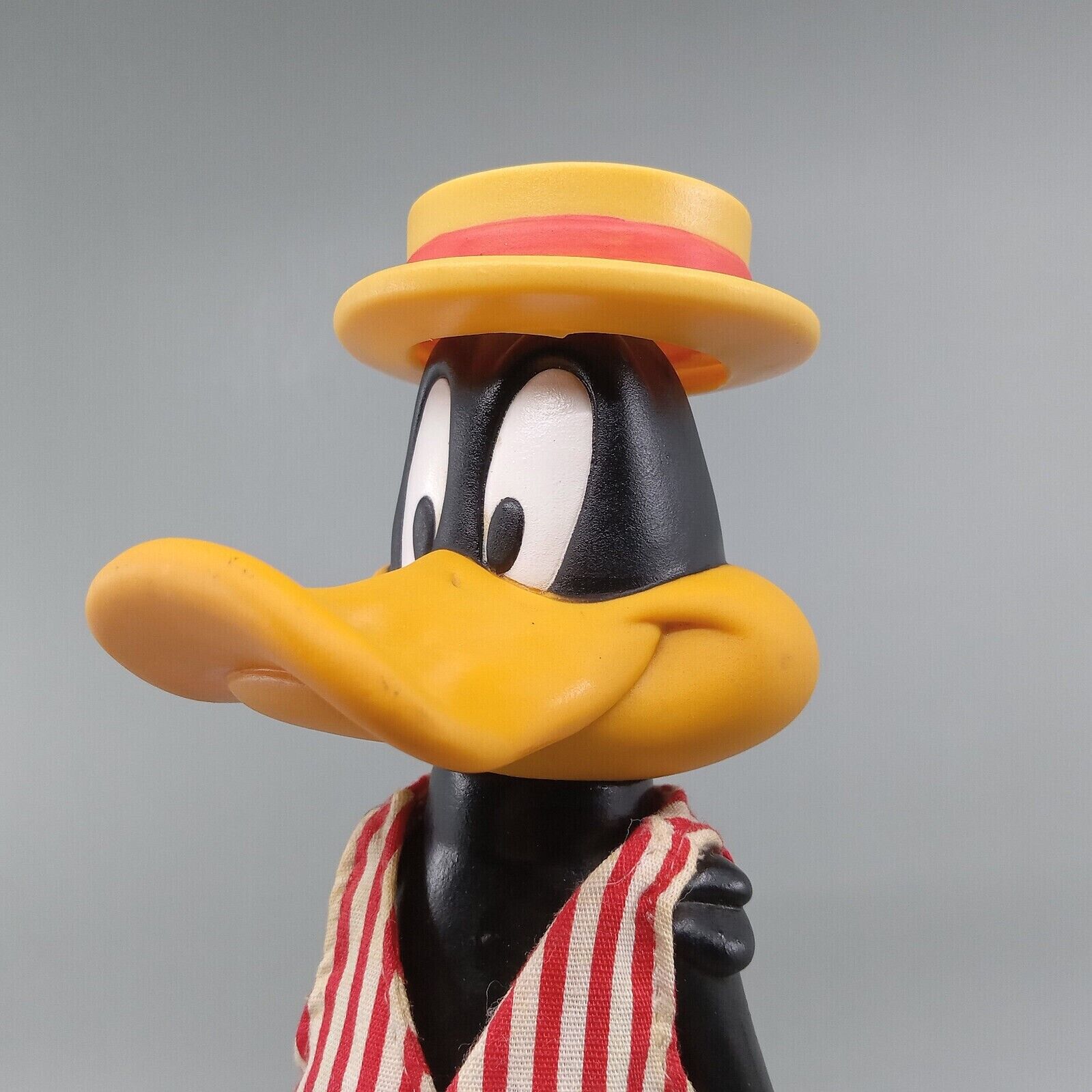 Vintage Daffy Duck Looney Tunes Barbershop Quartet Figure Vest Hat Applause 1990