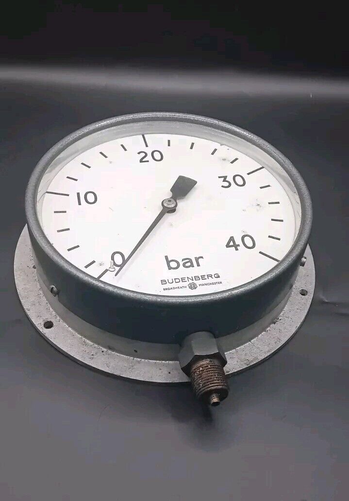 Vintage Metal Pressure Bar Gauge Steam Punk Industrial 15 cm Diameter Dial