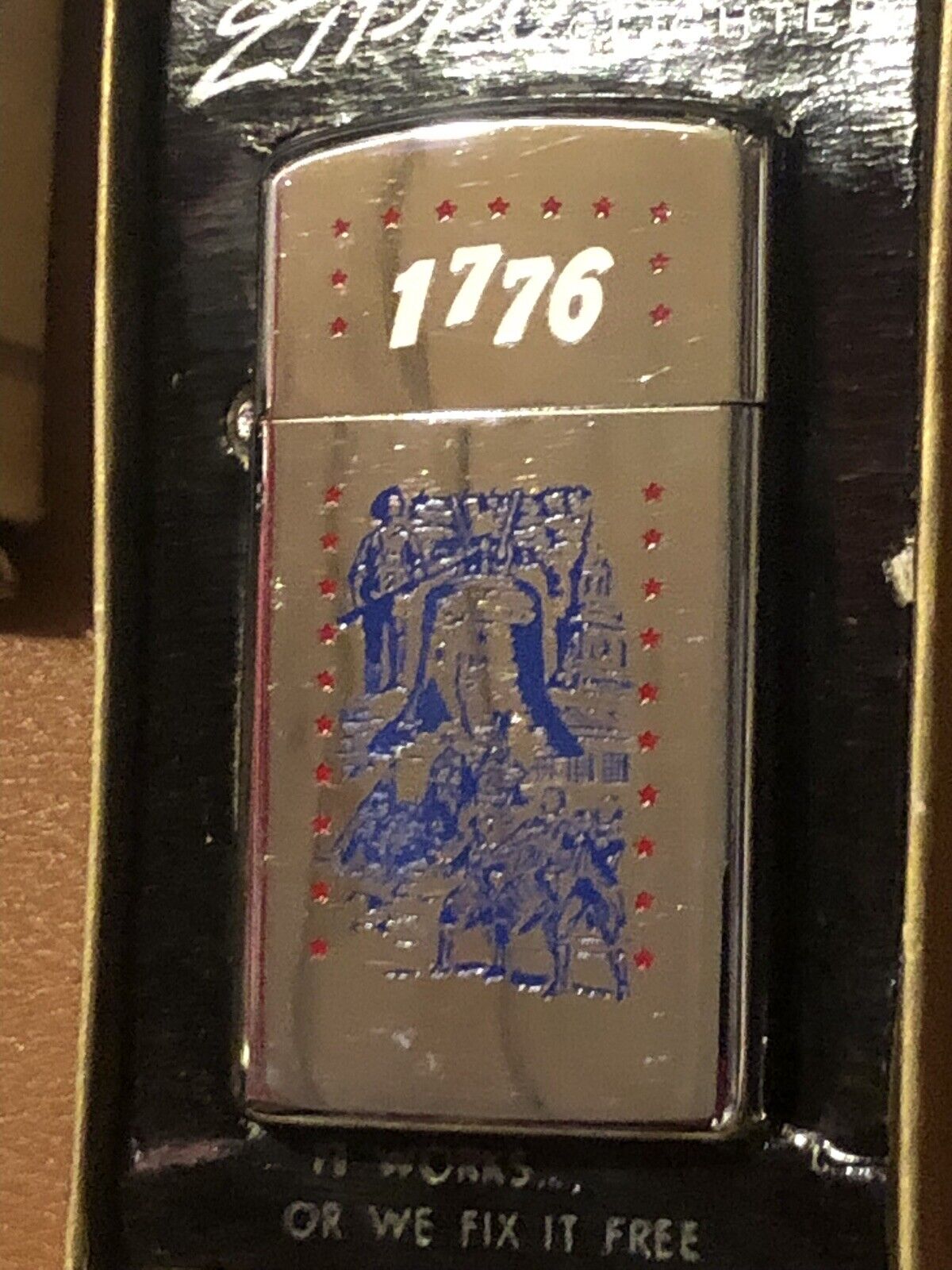 “ Unfired “ 1776-1976 Bicentennial Zippo High Polish Chrome “ Box Alittle Rough