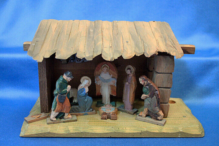 Antique FOMERZ S TYROLEAN Italy Hand Painted Wood MUSiCAL NATiViTY SCENE CRECHE