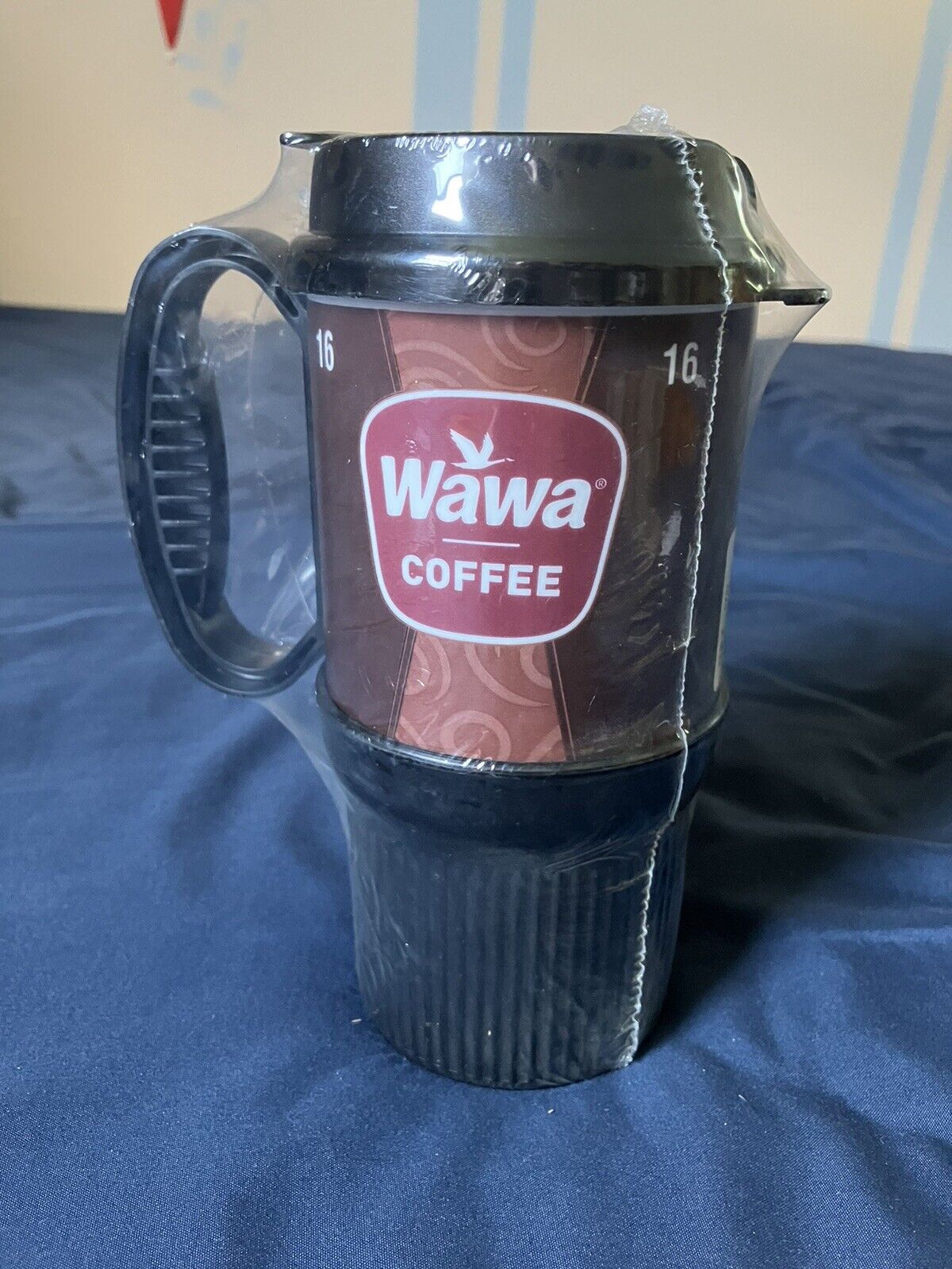 NEW Wawa 16 oz Travel Coffee Mug by Whirley SEALED Plastic Retro Brown/Black