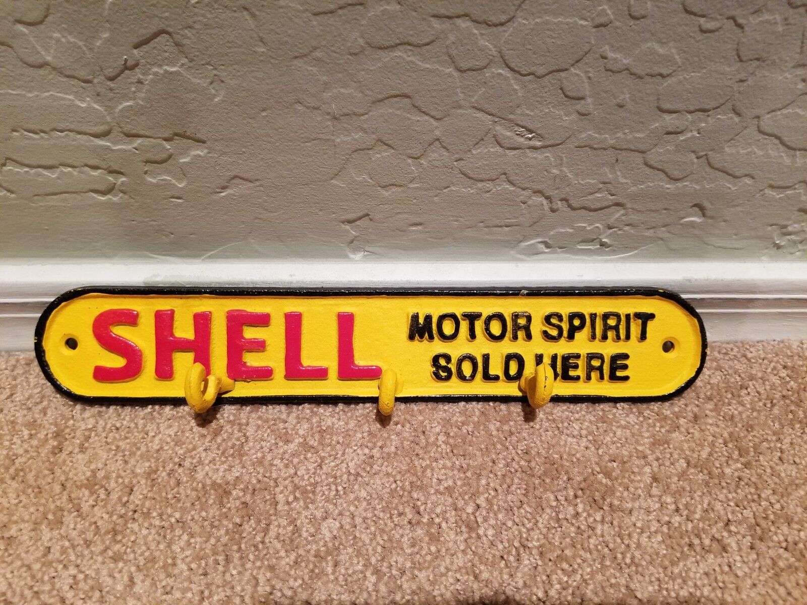 Vintage, Cast Iron SHELL MOTOR SPIRIT SOLD HERE Advertising Sign & Key Holder