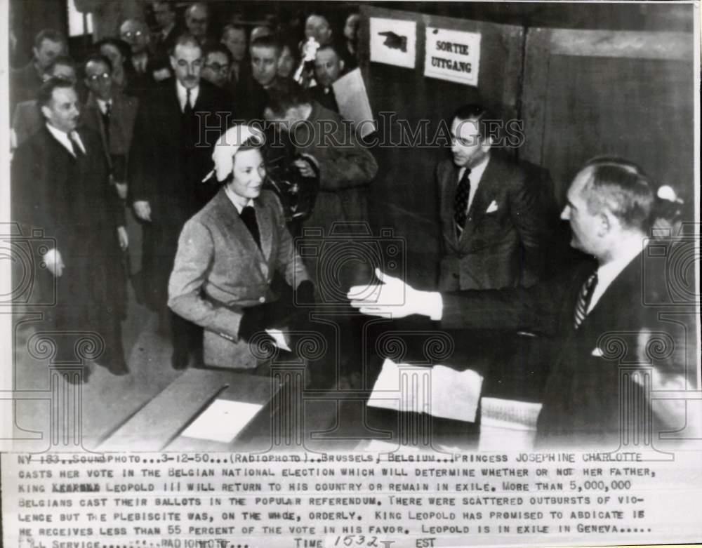 1950 Press Photo Princess Josephine Charlotte casts vote at election in Belgium