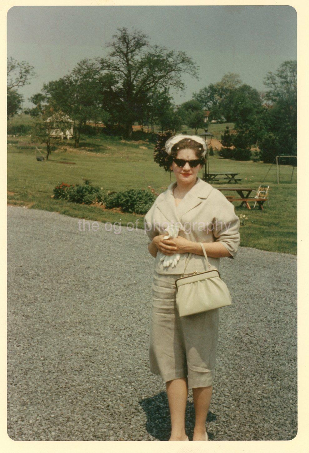 1960\'s 70\'s  Woman FOUND PHOTOGRAPH Color  Original Snapshot 97 18