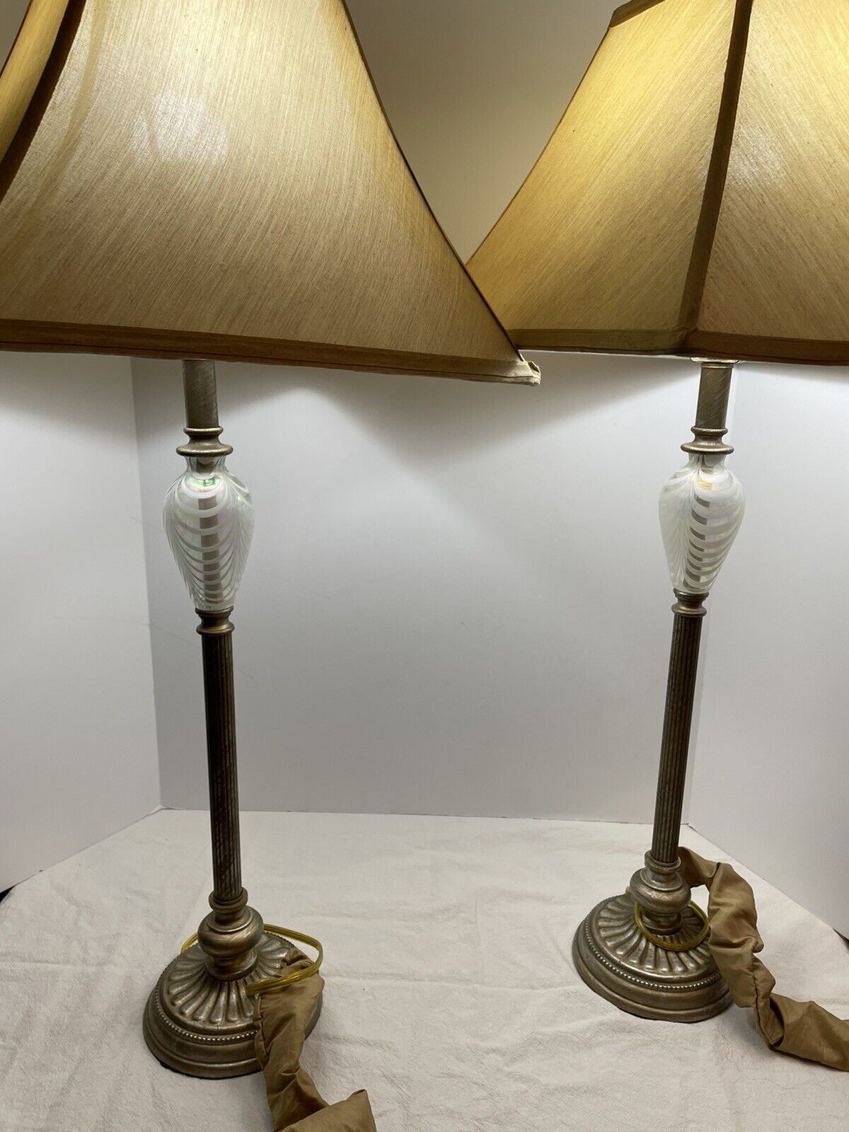 Set 2 Vintage 30” Tall Bombay Pulled Feather Glass Brass Lamps See Description