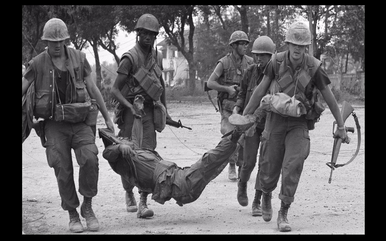 Vietnam War US Marines Leave No Man Behind PHOTO Tet Offensive 68 USMC