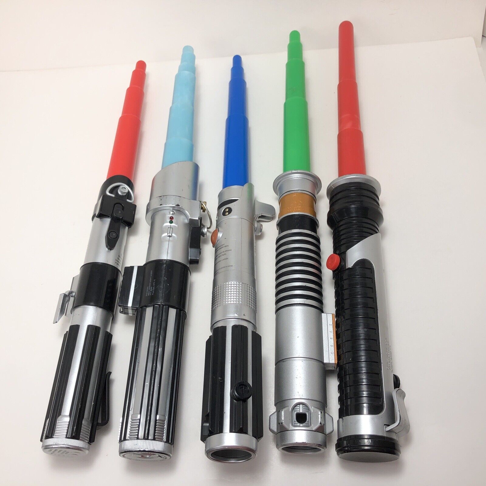 Star Wars Hasbro Lightsabers Party Toy Lot of 5 Mixed Red Blue Green Sabers
