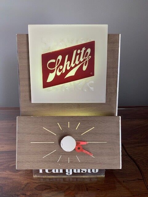 Vintage Schlitz Beer Lighted Desk Tabletop Clock \