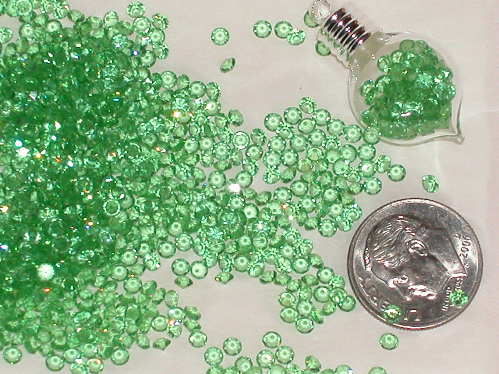 20pc. Vintage collectable peridot green Swarovski crystals gems for bottle 18pp