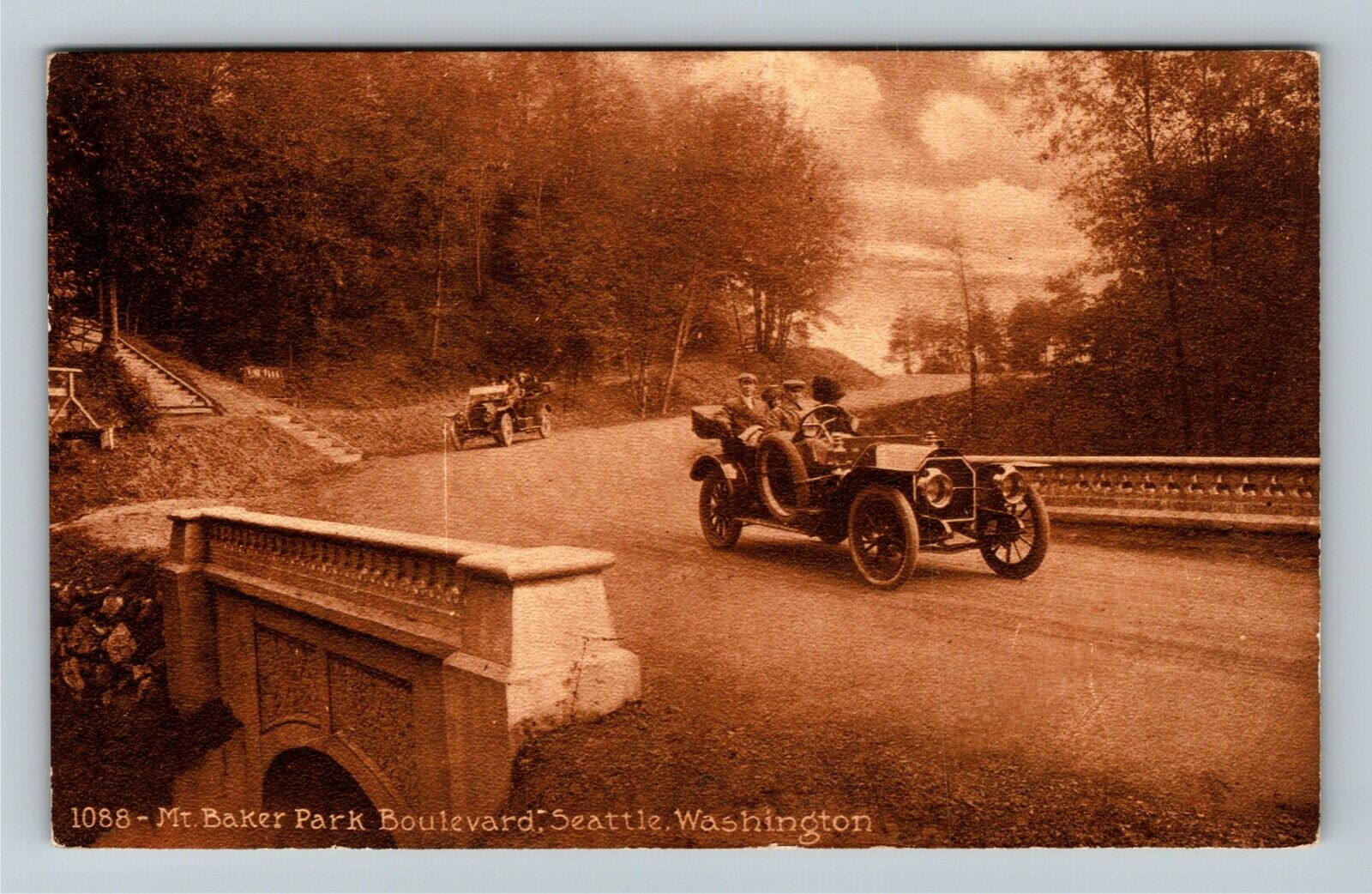 Seattle WA-Washington, Mt Baker Park Boulevard, Automobile Vintage Postcard