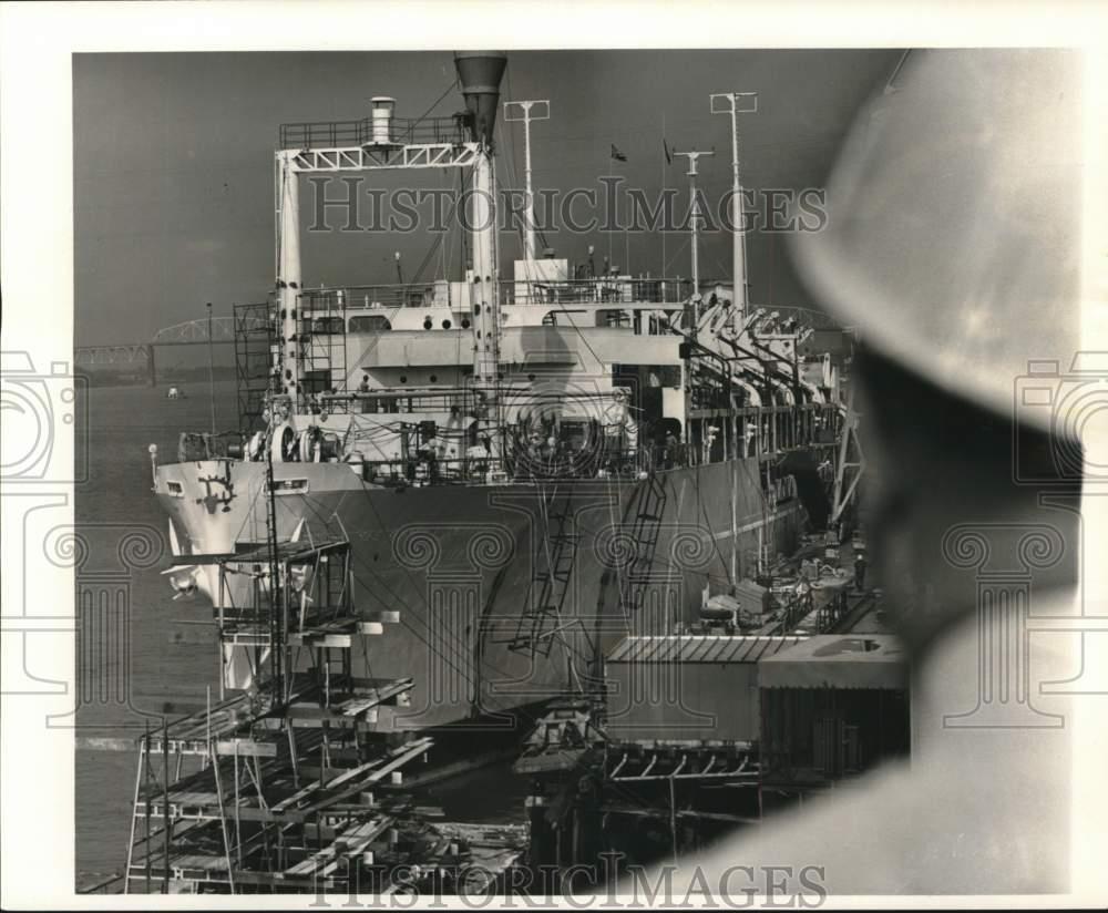 1966 Press Photo USS Sanctuary, Navy Hospital Ship at Avondale Shipyards