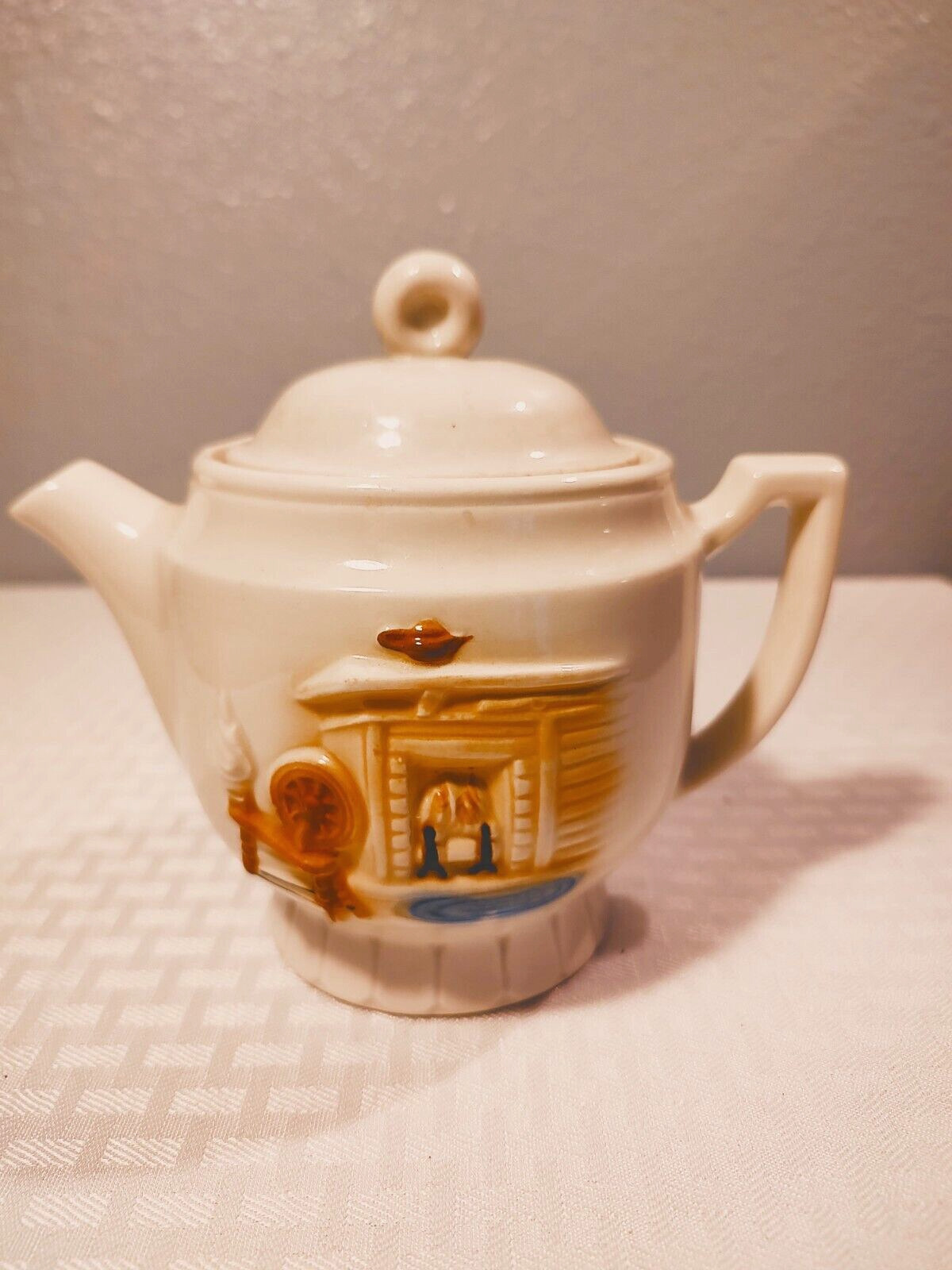Vintage Tea Pot PORCELEIR porcelain vitreous Fire Place Scene 1.5 Quart
