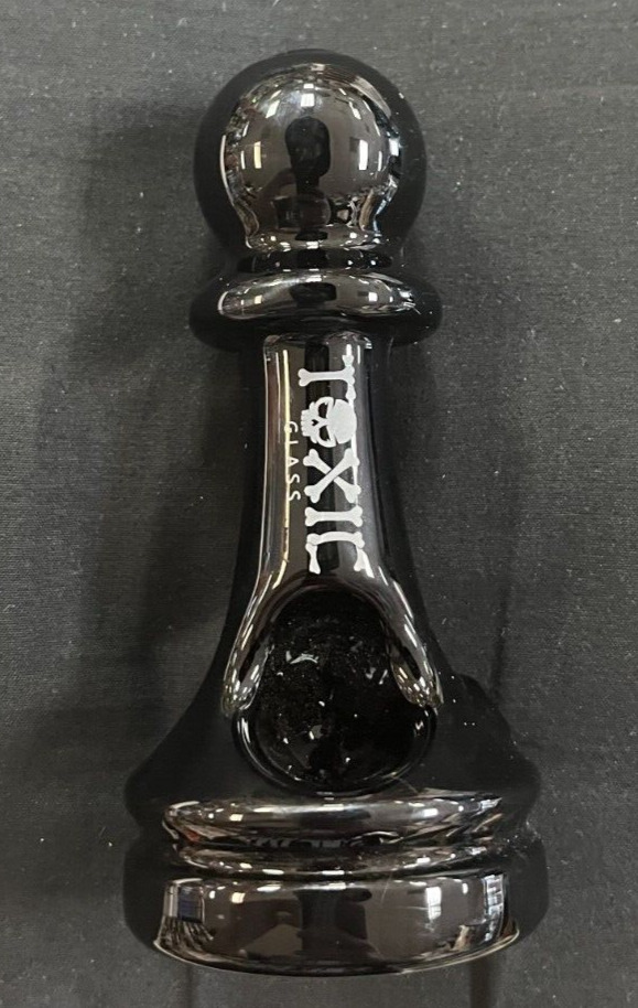 Custom Glass Tobacco Pipe - Hand Blown, Exquisite Design, Heavy Glass