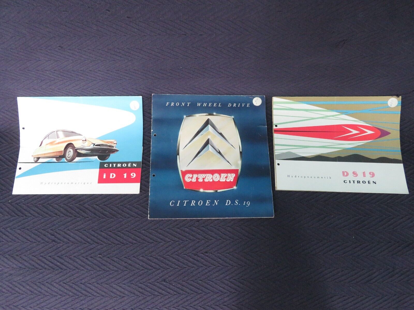 Three 1959/60 Citroen DS19 & ID19 car brochures