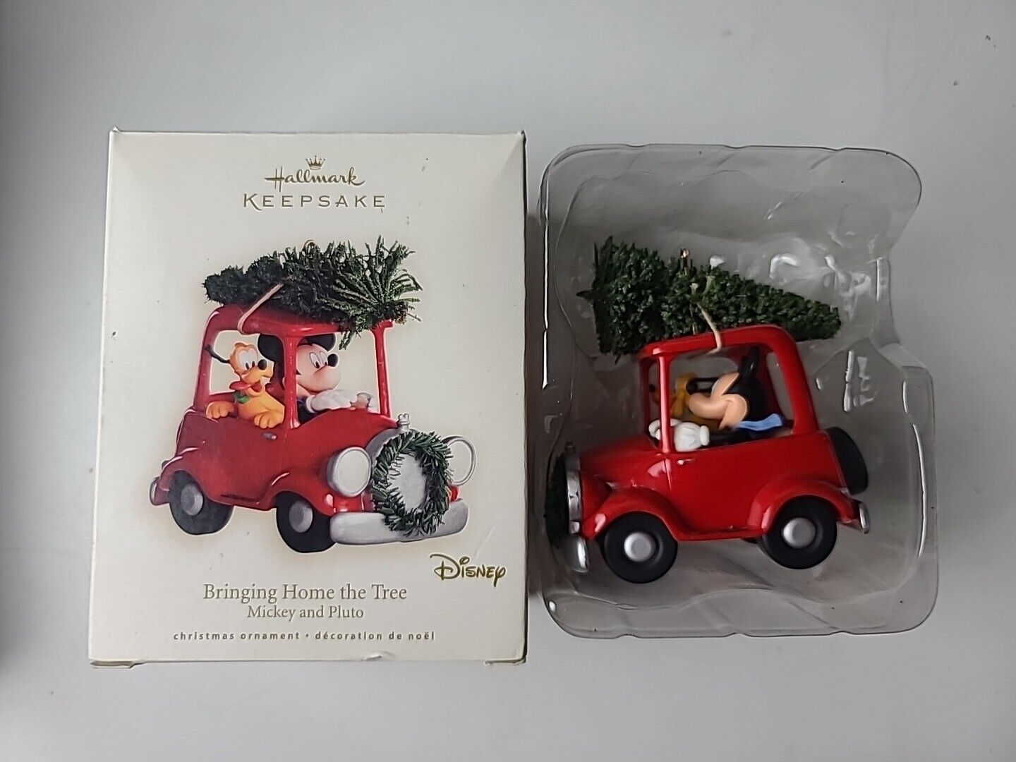 Hallmark Keepsake 2008 “BRINGING HOME THE TREE” Disney Mickey Pluto Ornament