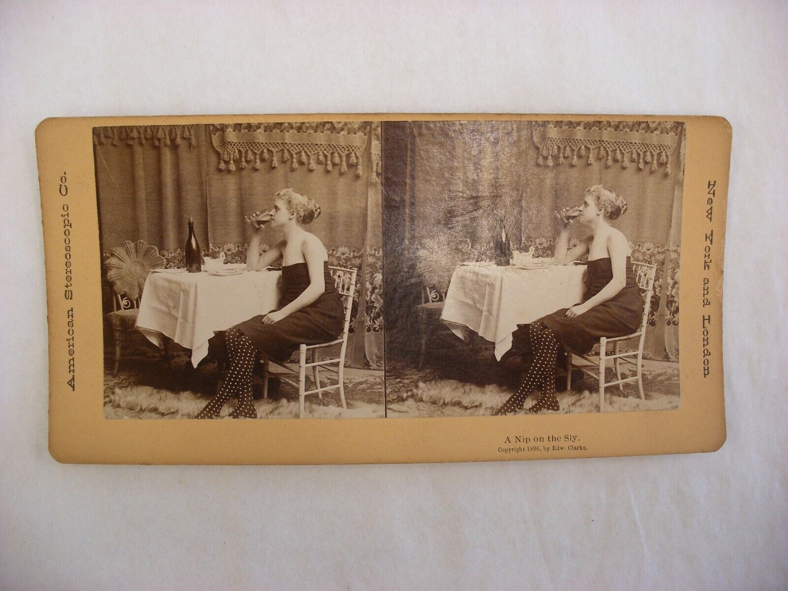 Stereo View Card - A Nip on the Sly Risque B.W. Berry & Co. #173