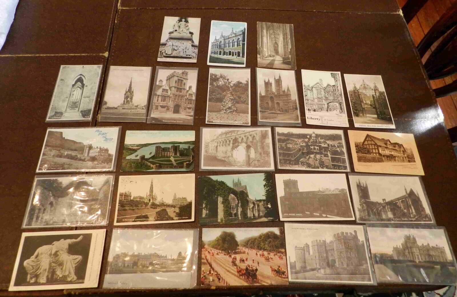 Lot of 25 Postcards (Lot 1165) England Scotland 1920's -1940's
