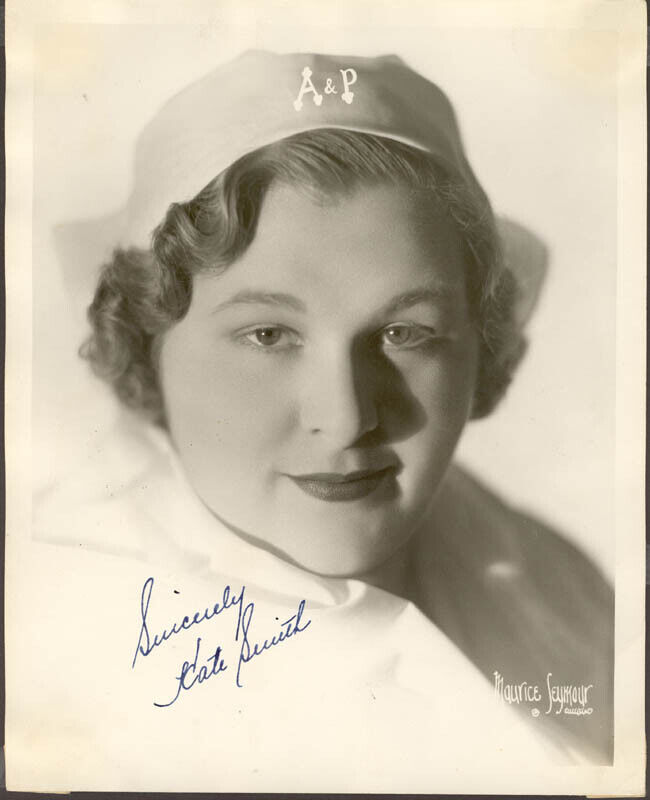 KATE SMITH - AUTOGRAPHED SIGNED PHOTOGRAPH