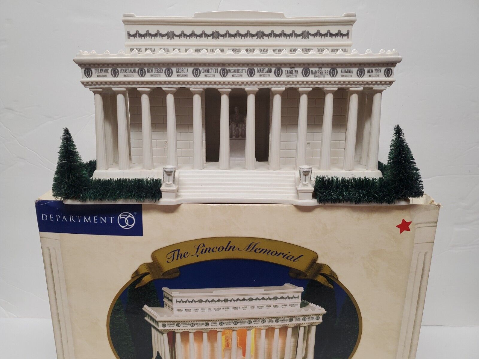 Department 56 American Pride Collection Lincoln Memorial 57702 No Pin or Scroll