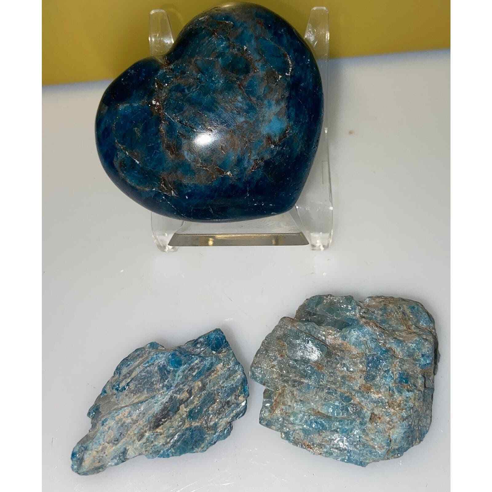 Apatite Heart  Gemmy With Apatite Rough 