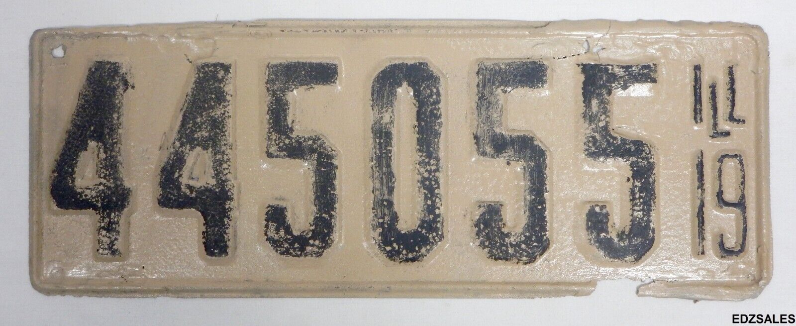 Vintage 1919 License Plate - Illinois Metal Vehicle Plate