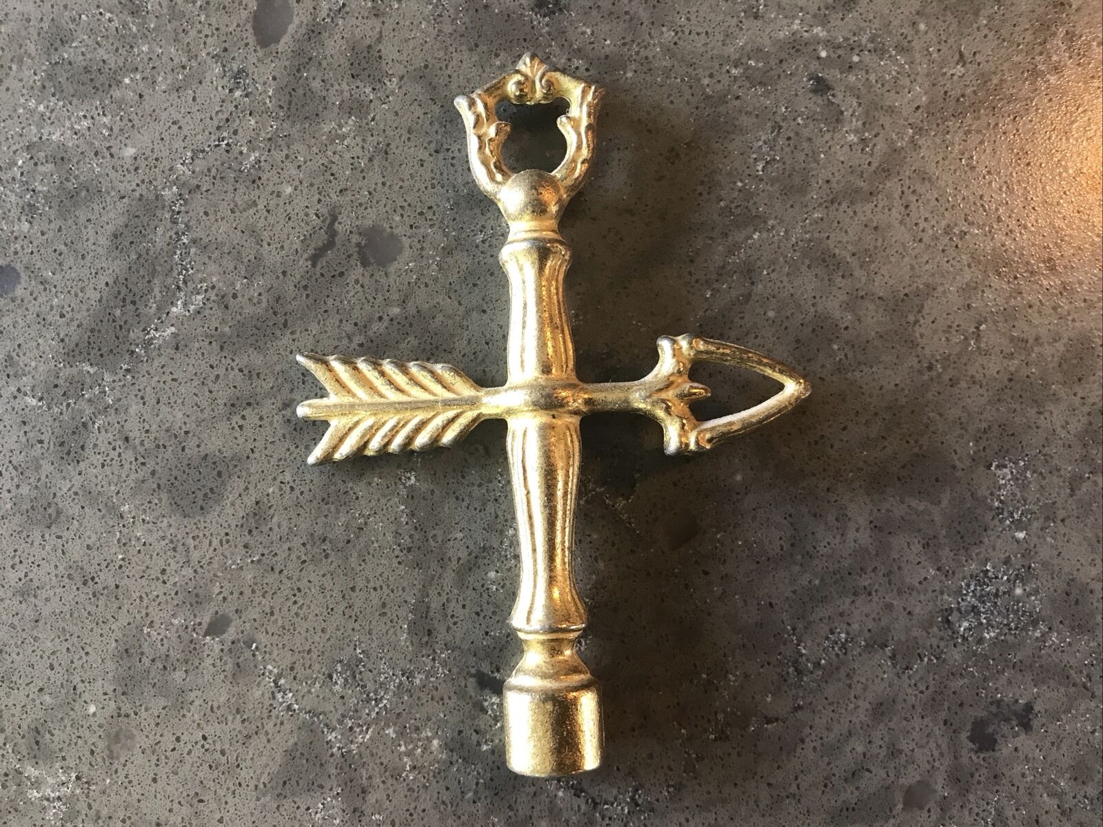 Vintage Finial Brass Or Bronze Weathervane Lamp Topper Arrow Mid Century Modern