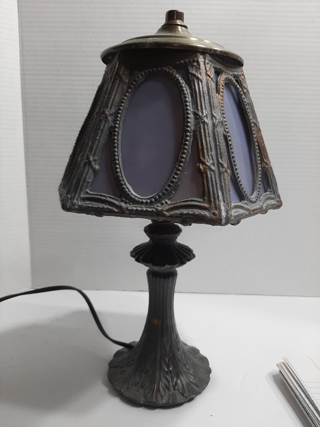 Vintage Antique Iron Lead Slag Glass Table Lamp