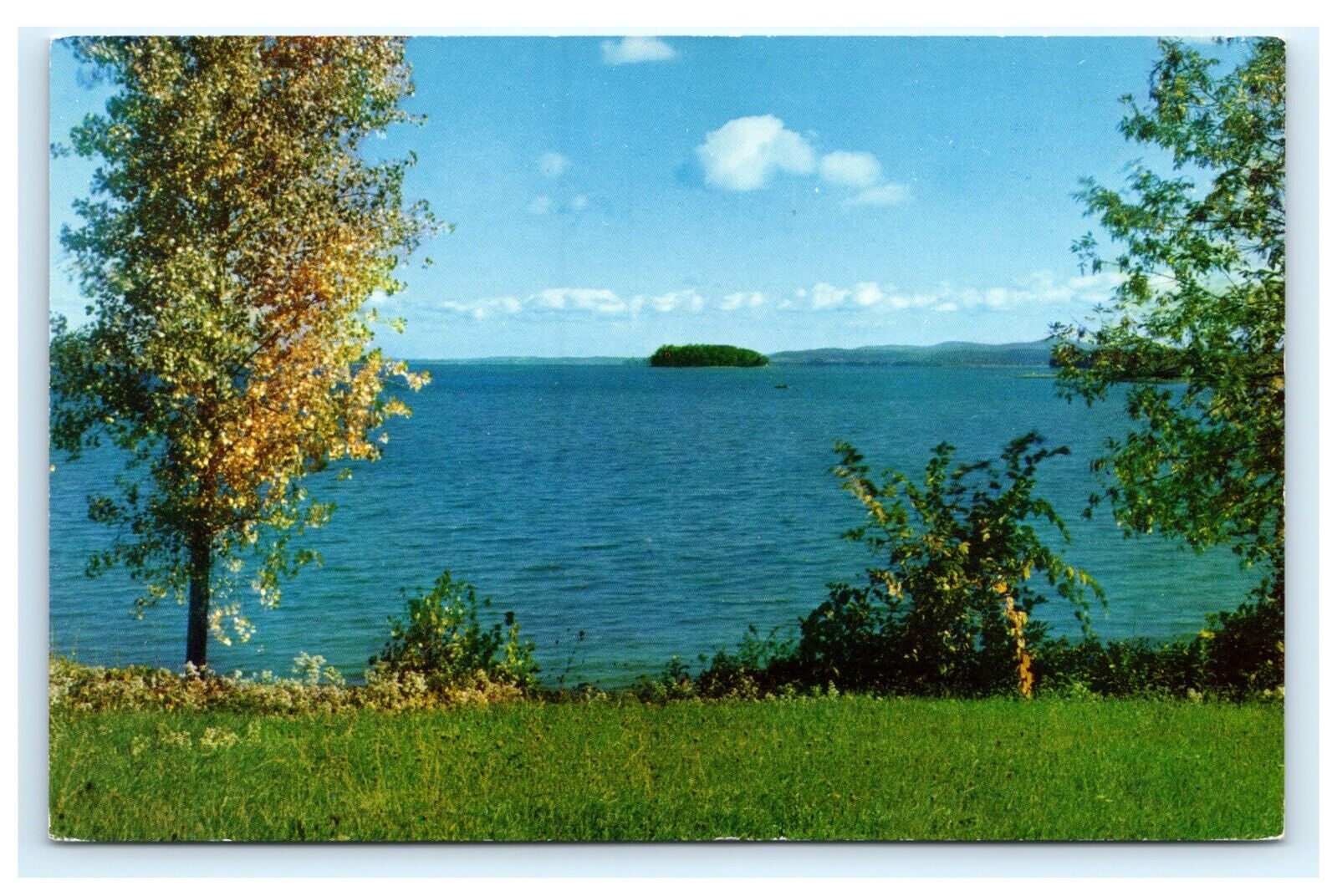 Mallett’s Bay Lake Champlain Burlington VT Vermont Postcard E1