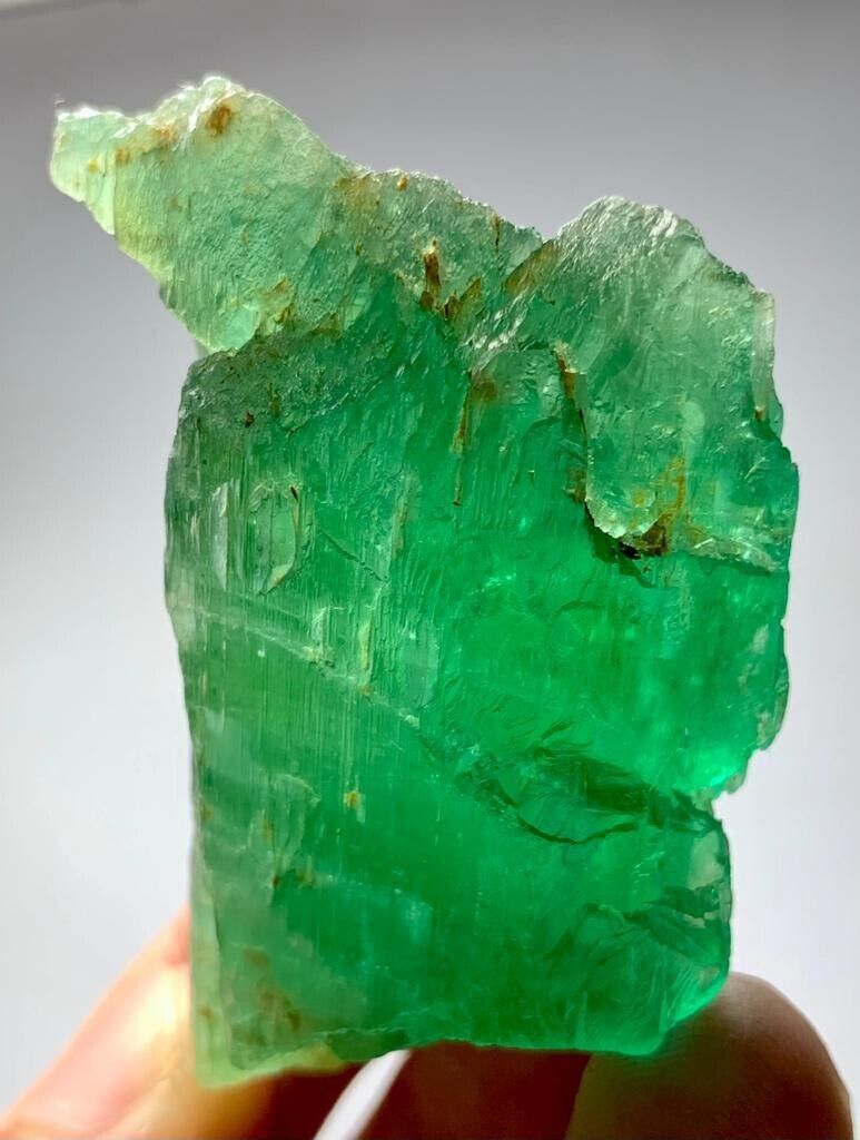 420 Cts Hiddenite Kunzite Crystal From Afghanistan