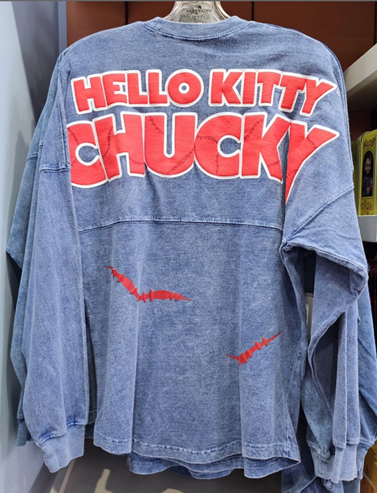 Universal Studios HHN 2023 Hello Kitty Chucky Best Friend Spirit Jersey Size  L
