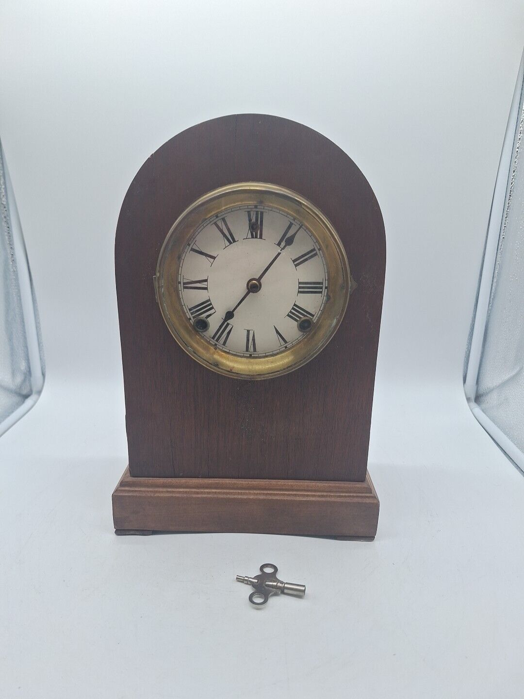 Antique Gilbert DUDLEY Beehive Style Mantle Clock c.a.1913