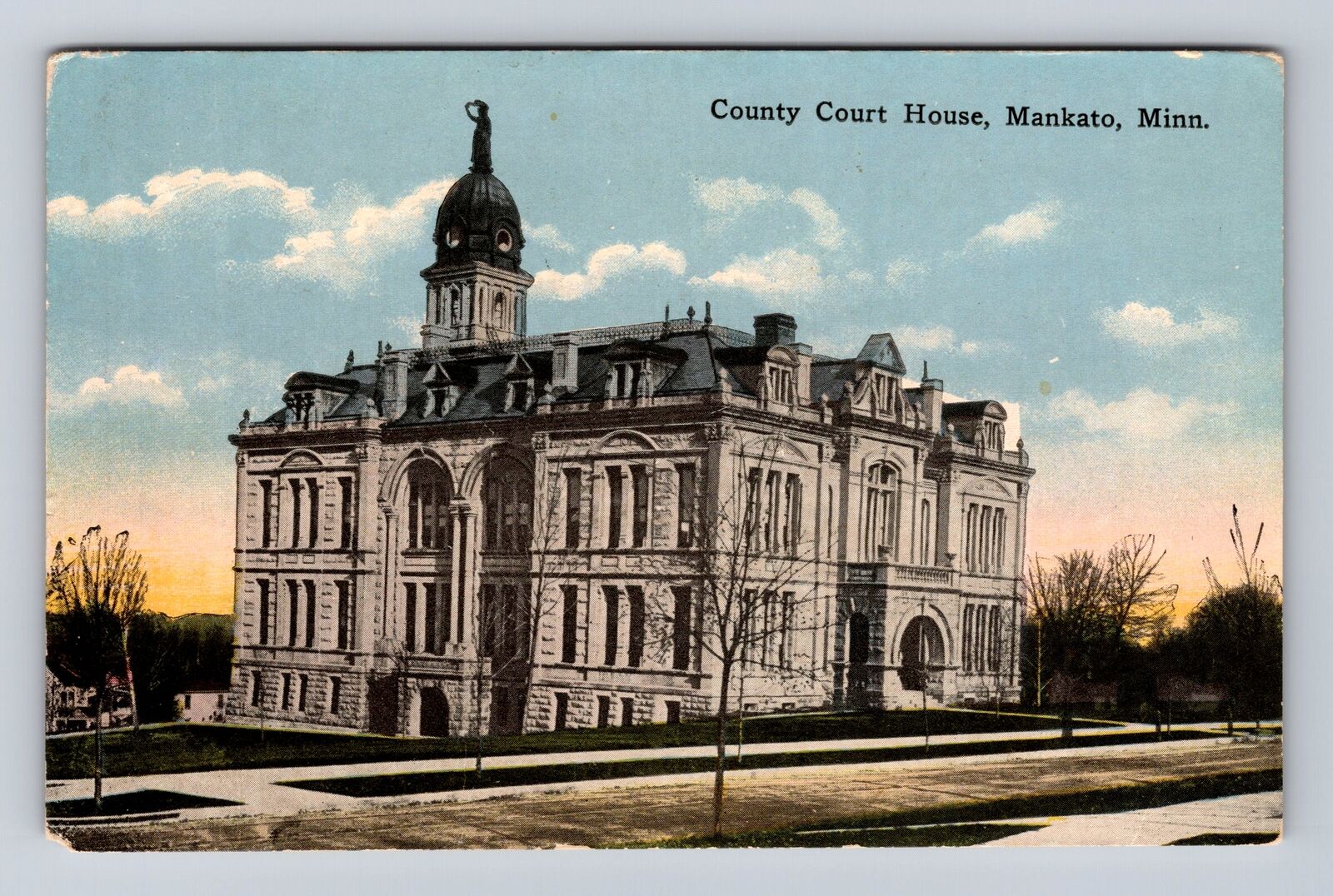 Mankato MN-Minnesota, County Courthouse, Antique, Vintage Souvenir Postcard