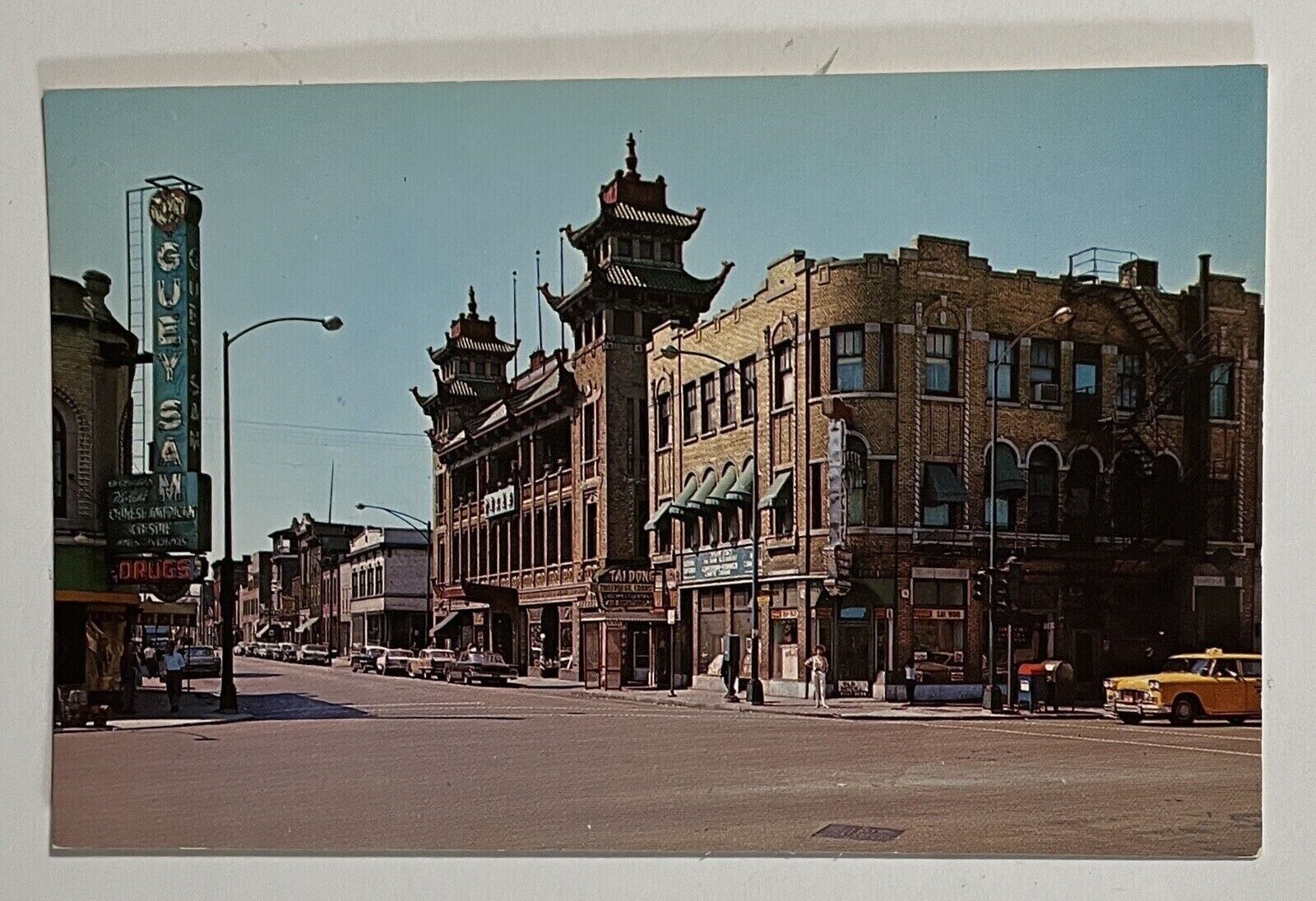 CHICAGO IL Street Scene CHINESE TEMPLE & GUEY SAM\'S Restaurant Vintage Postcard