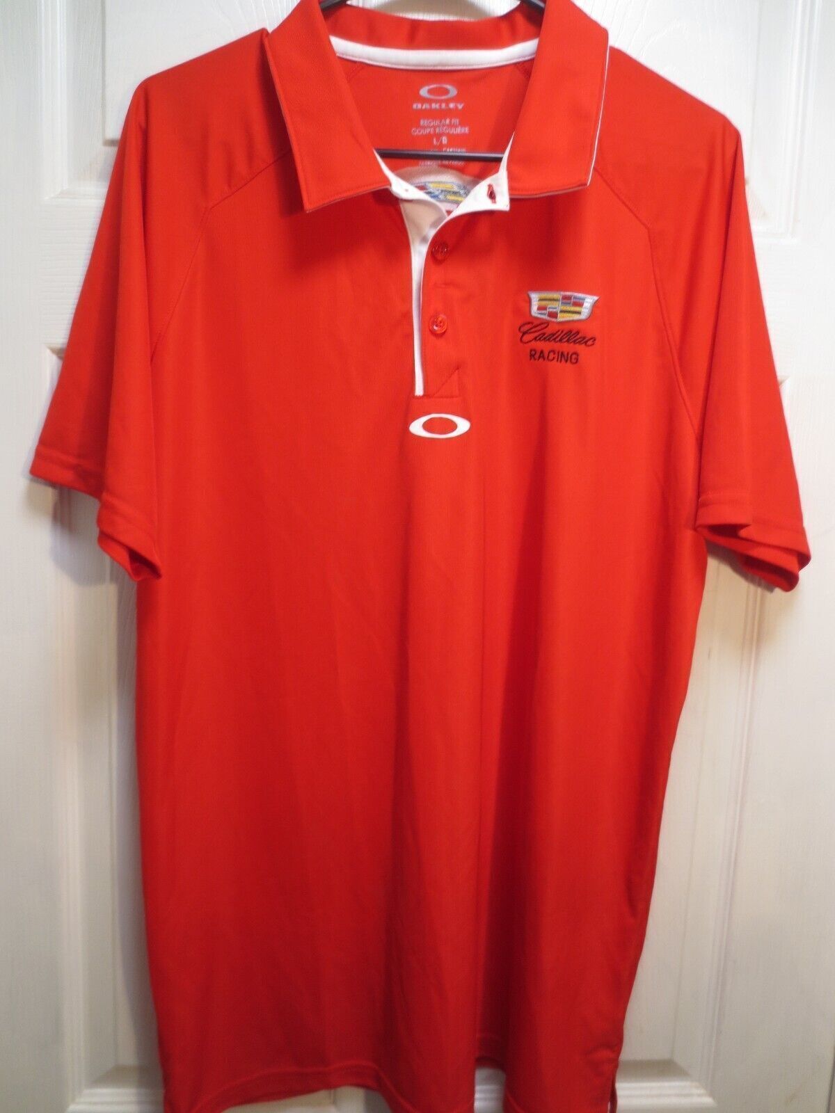 OAKLEY CADILLAC RACING EMBROIDERED RED POLO SHIRT SIZE LARGE