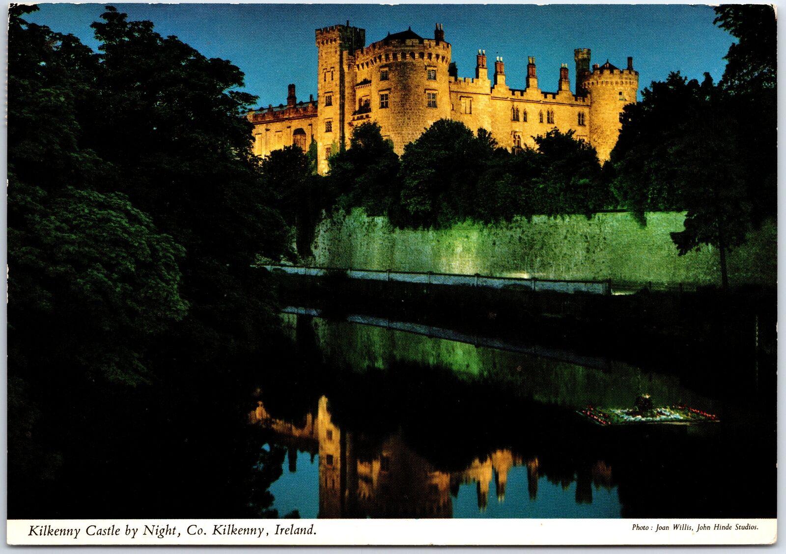 VINTAGE CONTINENTAL SIZE POSTCARD KILKENNY CASTLE BY NIGHT REP OF IRELAND