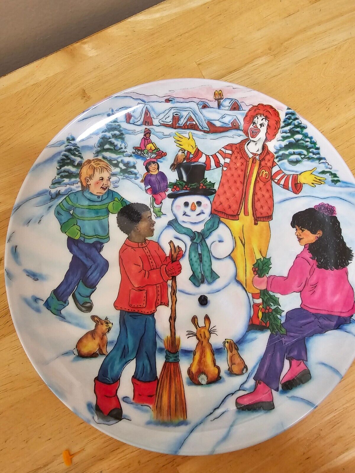 Vintage McDonald\'s Ronald McDonald Plate Winter Snowman Snow Bunny Frosty