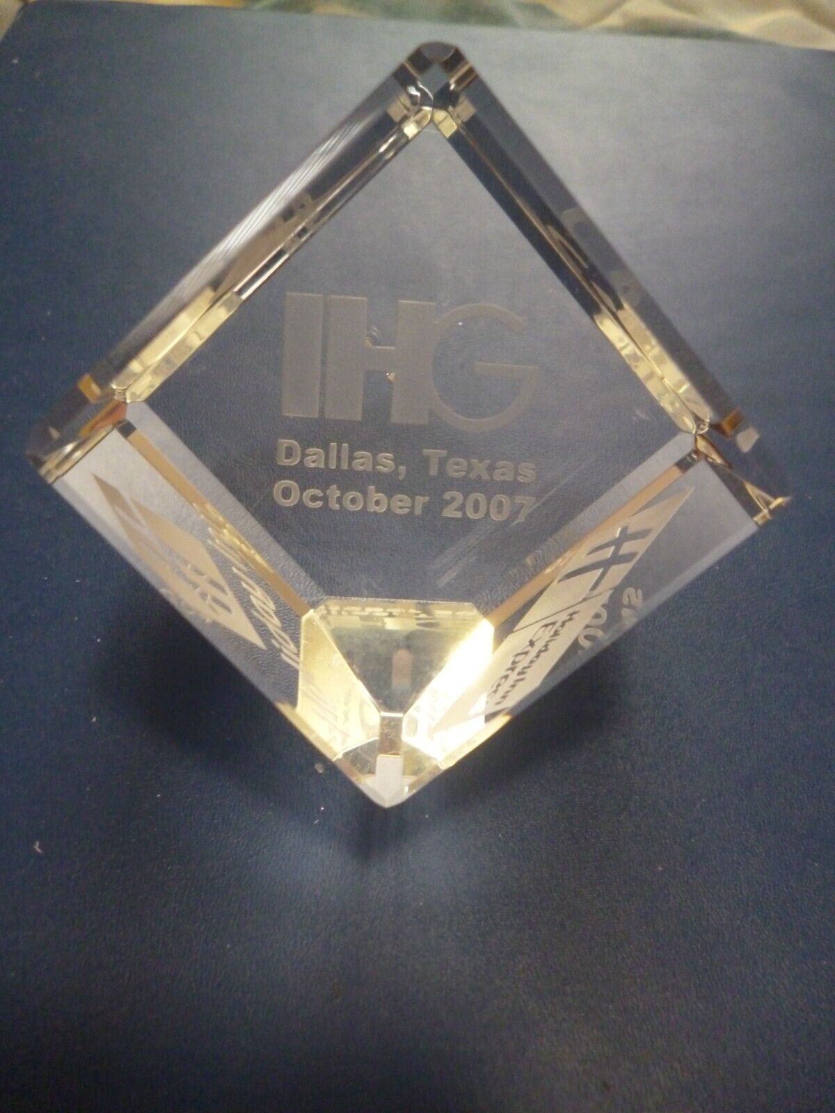 IHG / Holiday Inn 2007 conference paperweight + 2000 Quality Excellence Award