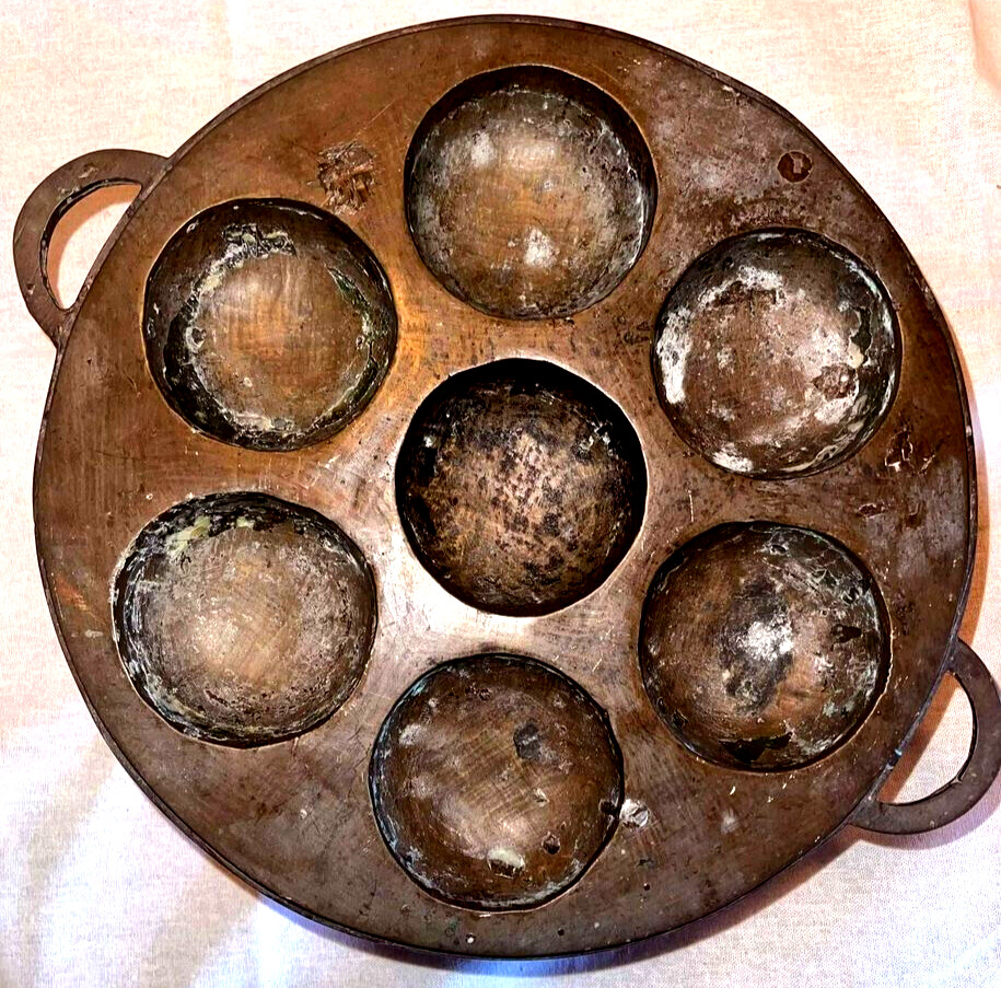 Ebelskiver Pan In copper with patina as found condition 11