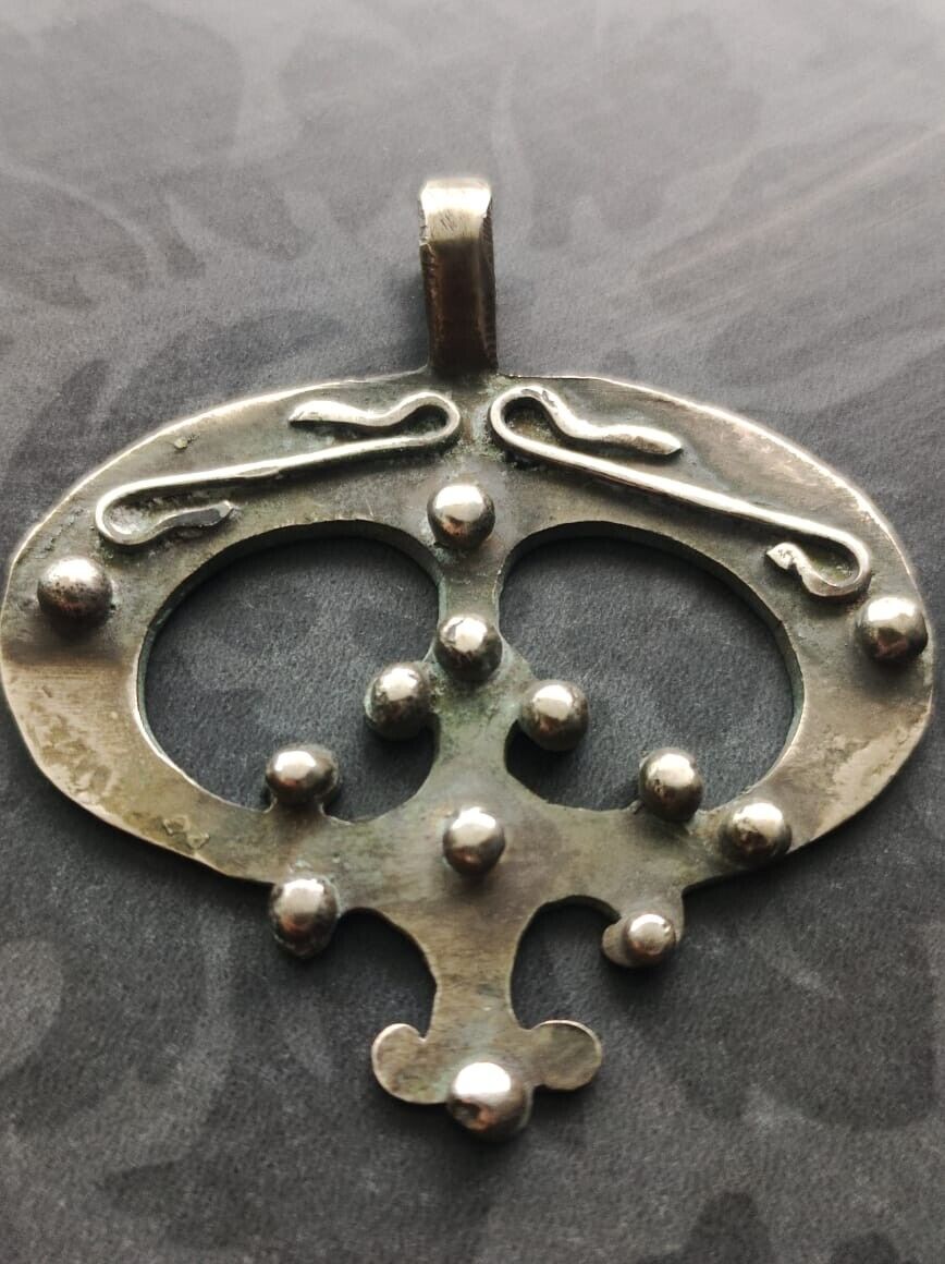 A Genuine Rare Ancient Viking Bronze Intaglio Silver Amulet Gift necklace