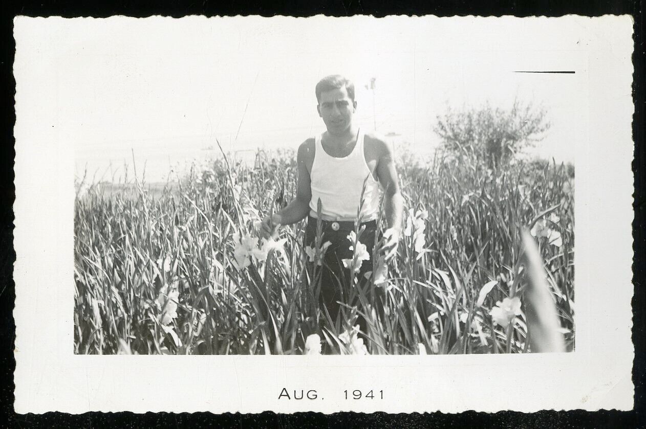 Vintage Photo MAN IN MUSCLE SHIRT STANDS IN FIELD Gay Interest