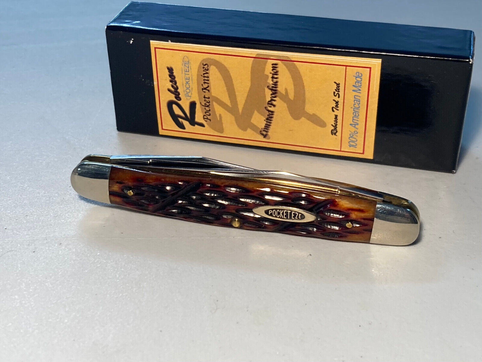 Robeson Pocketeze Rootbeer Worm Groove Bone Model 66, 2006, RS66AWG D2 Steel MIB