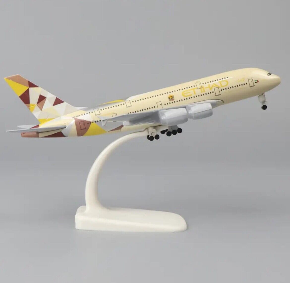 1/400 Scale Airplane Model - Etihad Airlines Airbus A380 Airplane Model