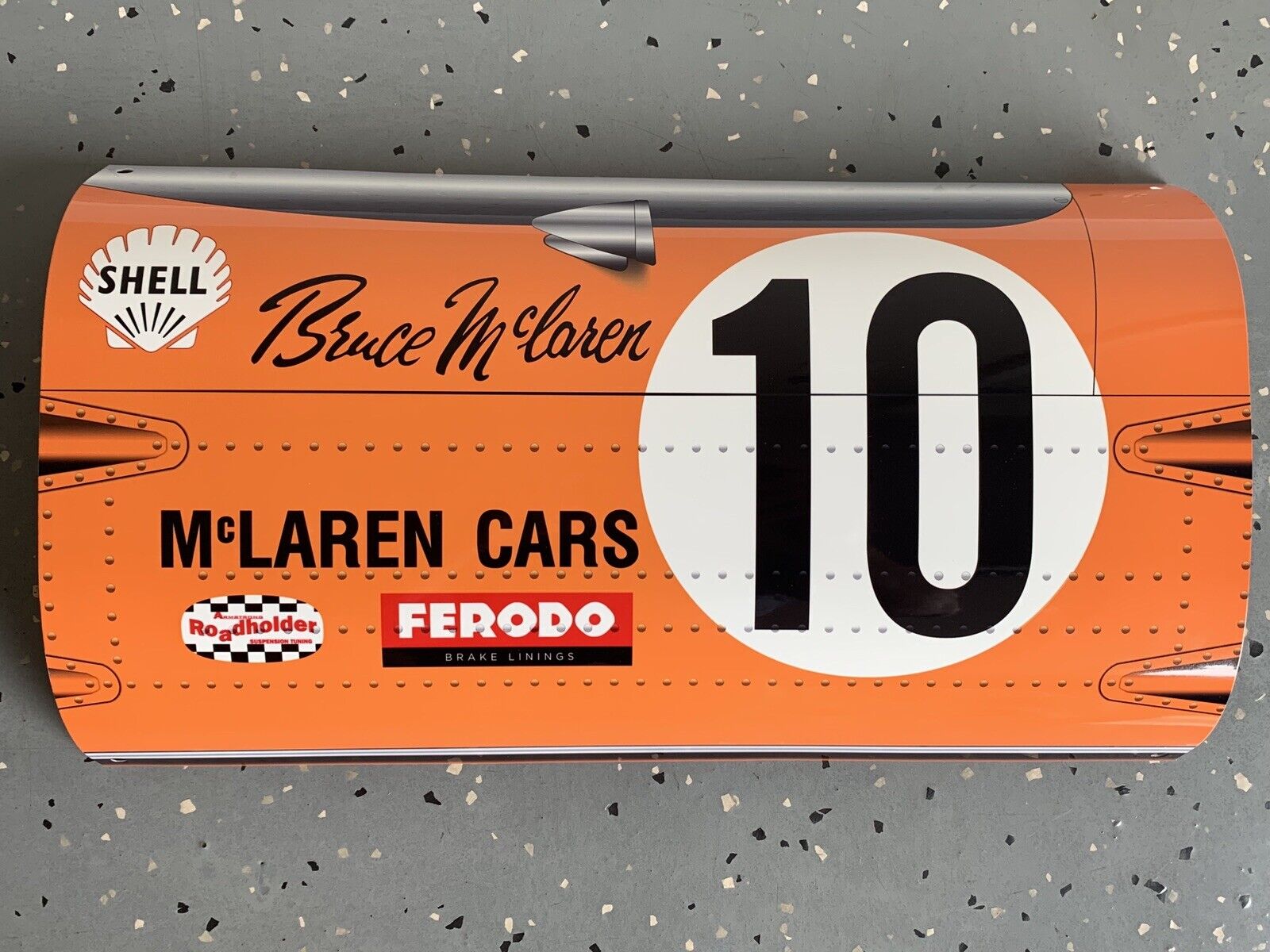 WOWCurved Bruce McLaren F1 Formula 1 Race Car Door Style Sign