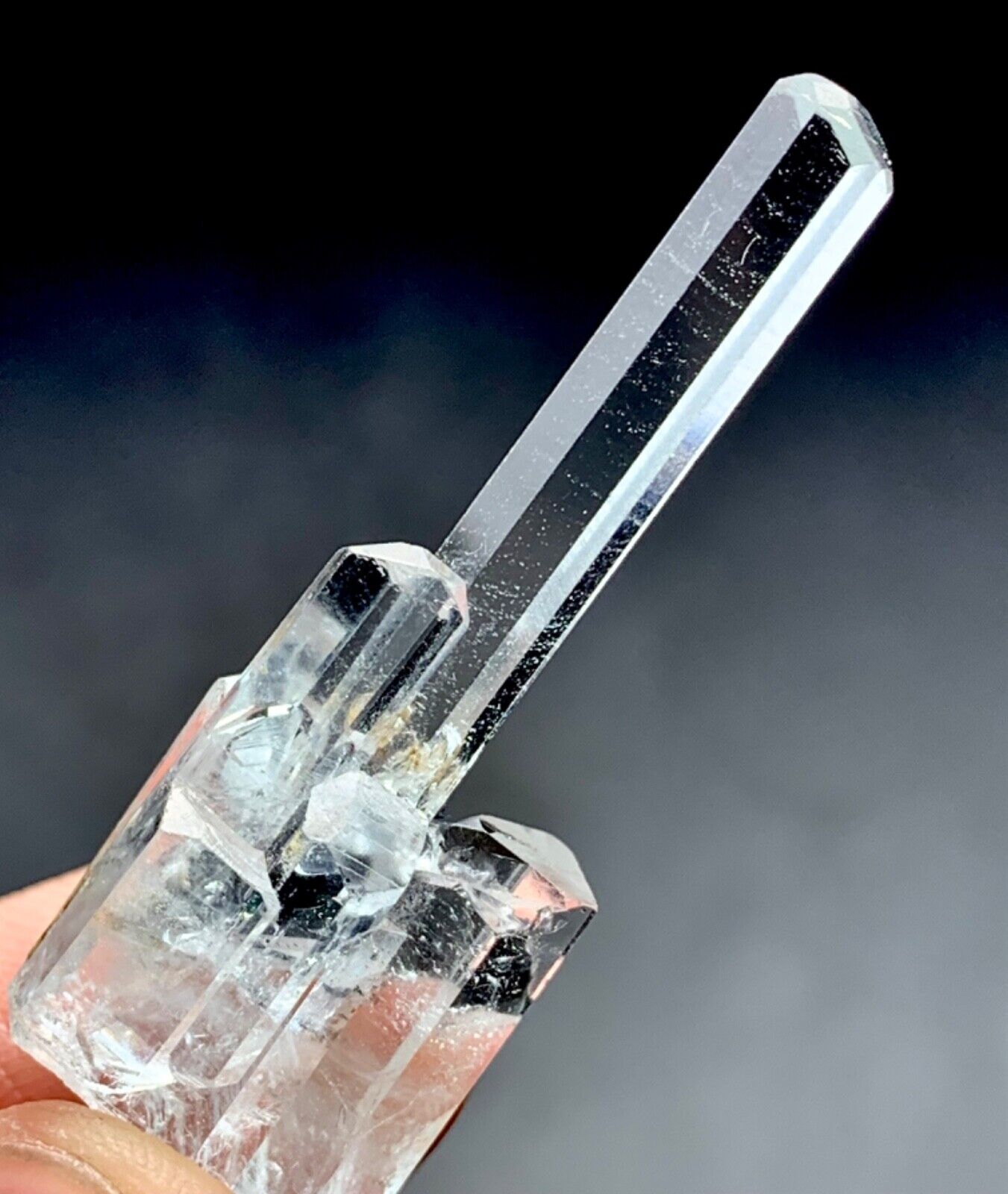 25 Carat Aquamarine Crystal From Shigar Pakistan
