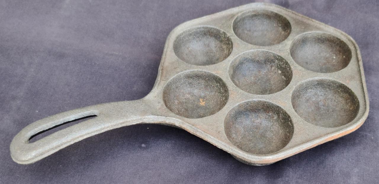 Vintage Cast Iron Aebleskiver Egg Poacher – VGC – GREAT FOR BISCUITS & MUFFINS